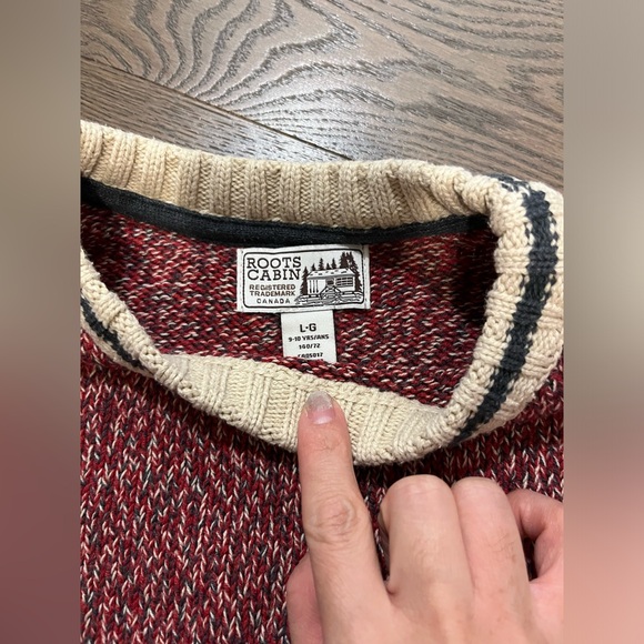 Roots kids junior sweater, almost new condition - Picture 2 of 4